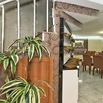 Budo Hotel 3*
