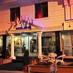 Hotel Budo