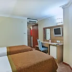 Budo Hotel 3*