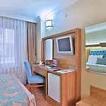 Budo Estambul