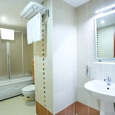 Hotel Budo 3*