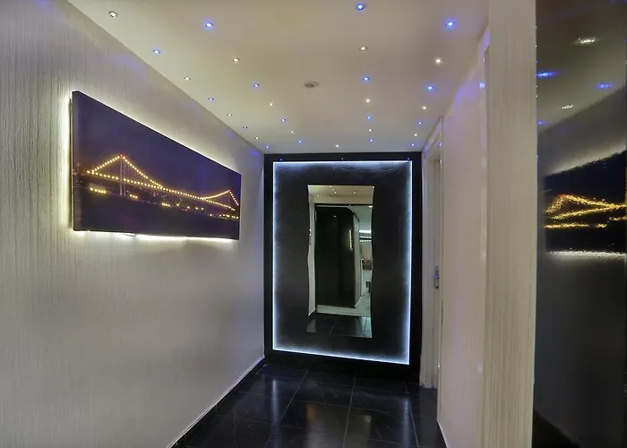 Hotel Budo Istanboel