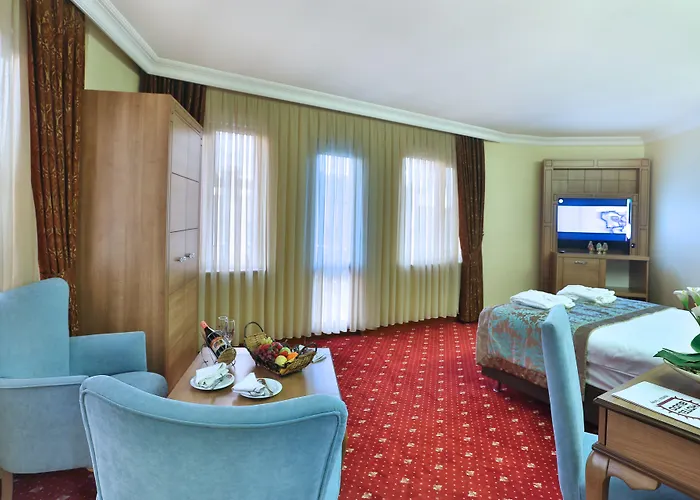 Budo Ξενοδοχείο 3*