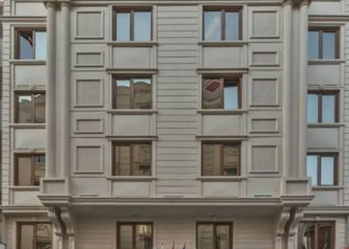 Budo 3* Κωνσταντινούπολη